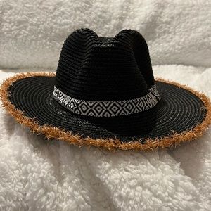 Hilo Holiday Banded Black Straw Hat